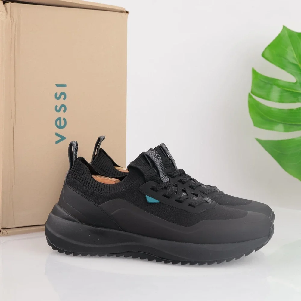Vessi Mens Stormburst Low Sneaker Boot Size 9 Waterproof Black Knit Lace Up Shoe